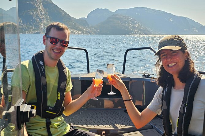 Lysefjord (Stavanger): Boattrip to Preikestolen from Forsand