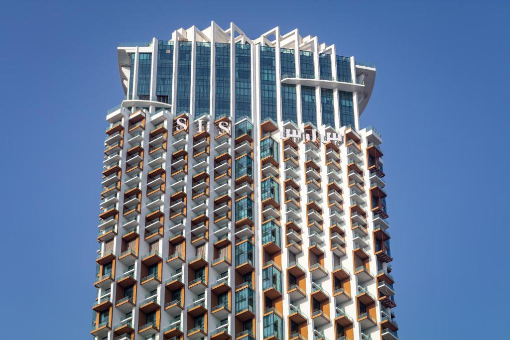 SLS Dubai Hotel & Residences Review