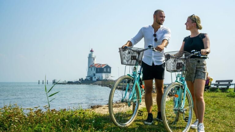 Volendam: E-Bike Rental including Highlights-Routes