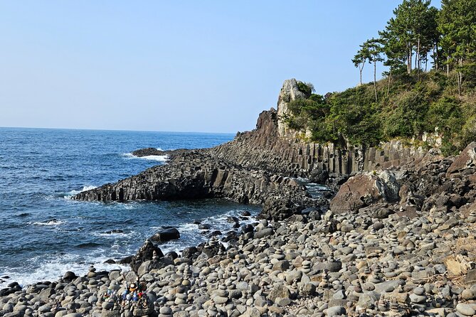 Full-Day Private Tour in Jeju Island - Authentic Experiences and Practical Details