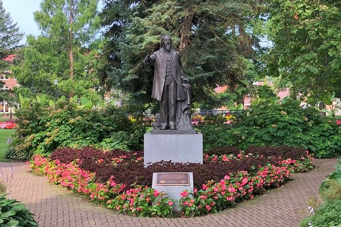 A Self-Guided Walking Audio Tour of Holland, Michigan - Who Will Love This Tour?