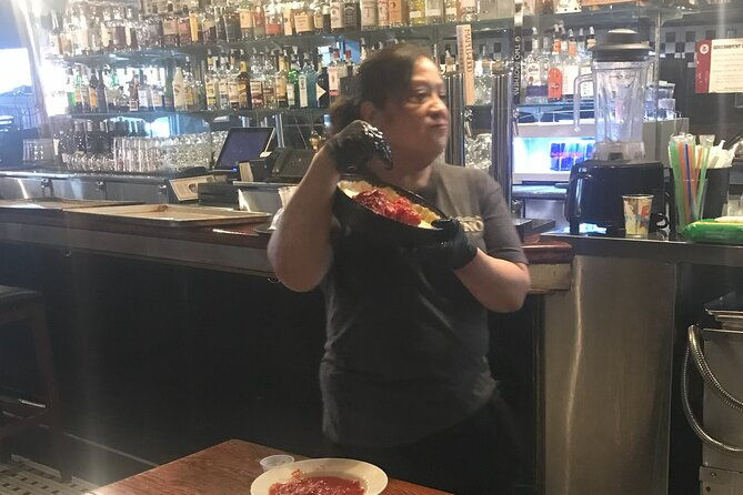 Deep Dish Cooking Class at Pizzeria Uno in Chicago - The Value of the Tour