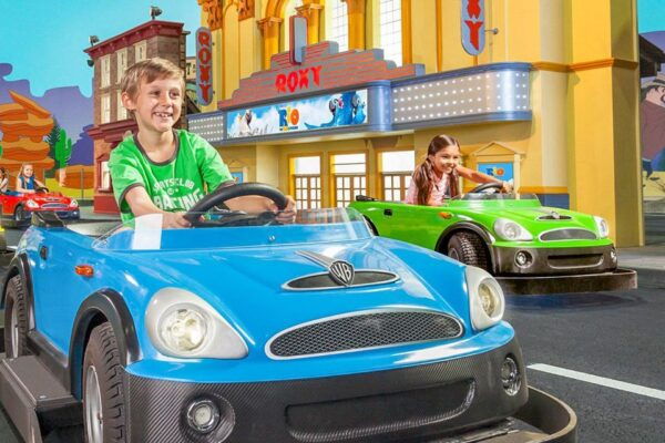 Gold Coast: Movie World, Sea World, & Wet'n'Wild 3-Day Pass - Plan for Weekday Visits