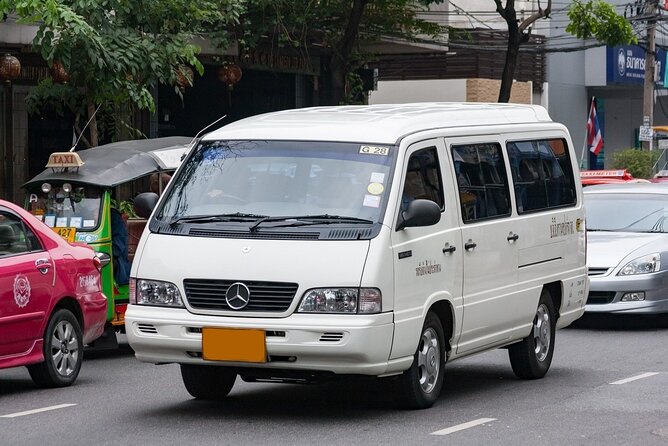 Private Transfer From Port La Goulette to Tunis Airport (Tun)