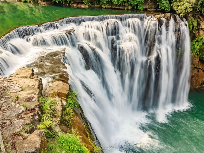 Shifen Waterfall
