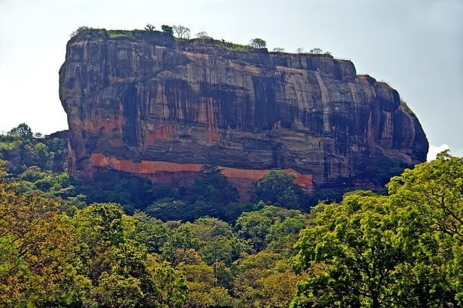 Sigiriya Lion Rock & Dambulla Cave Temple Day Tour From Colombo - Who Is This Tour Best For?