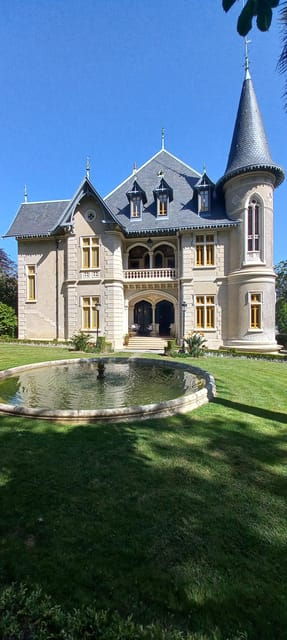 Sintra Village & Beaches Renault 4L - 3h Tour - A Closer Look at the Tour Experience