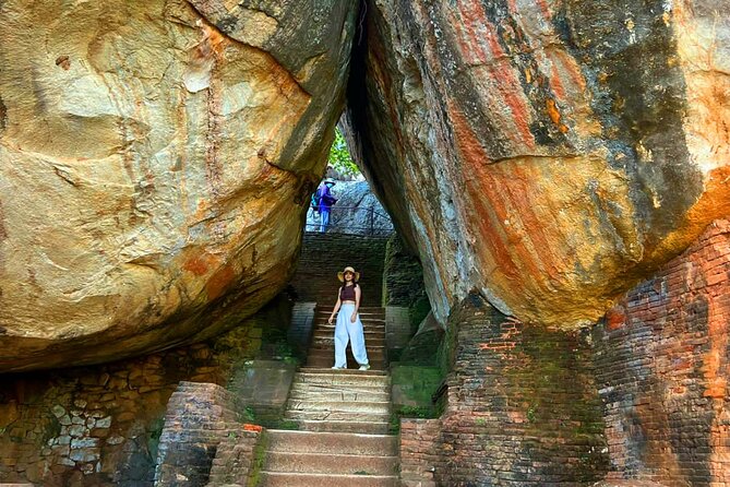 Sri Lanka Tour 07 Nights 08 Days - Day 1: Arrival and Relaxation in Negombo