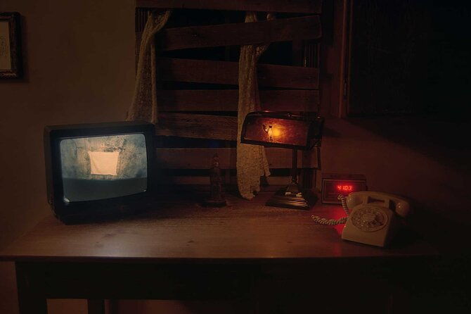 "The Study" Escape Room - Good To Know: