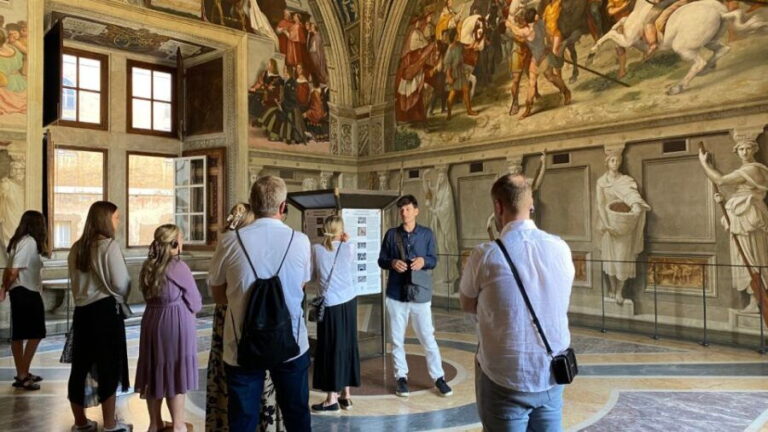 Vatican Private Tour with Skip-the-Line & Expert Guide - The Benefits of a Private Guide