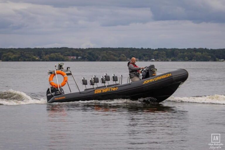 Warsaw: Thrilling RIB Speedboat Tour on Zegrze Lake - Safety & Practical Tips