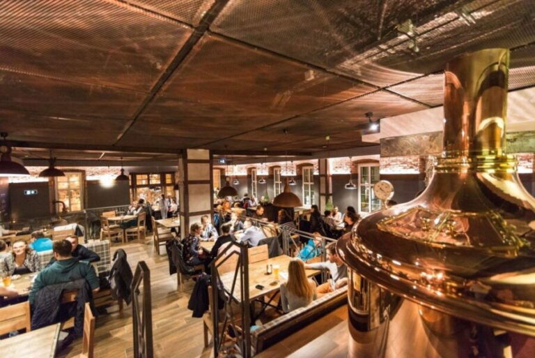 Wroclaw: Guided Tour & Beer Tasting (2 hours) - The Heart of the Tour: Microbrewery Visits & Beer Tasting